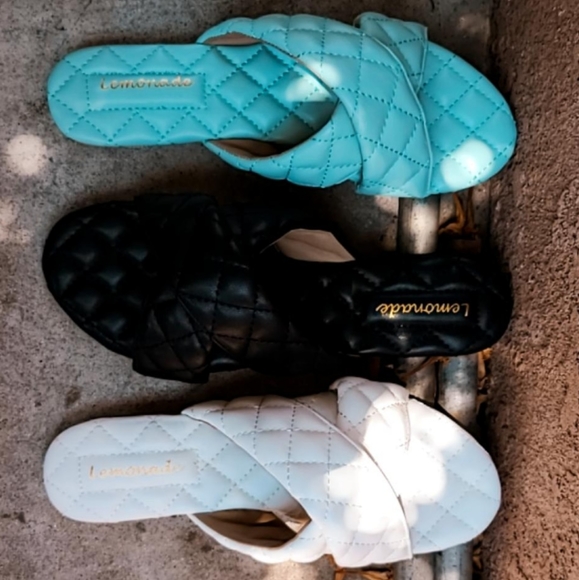 🚨//LAST CHANCE/ Teal quilted Sandal - Picture 8 of 8